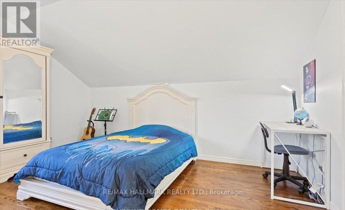 100 WARDEN AVENUE - Photo 26