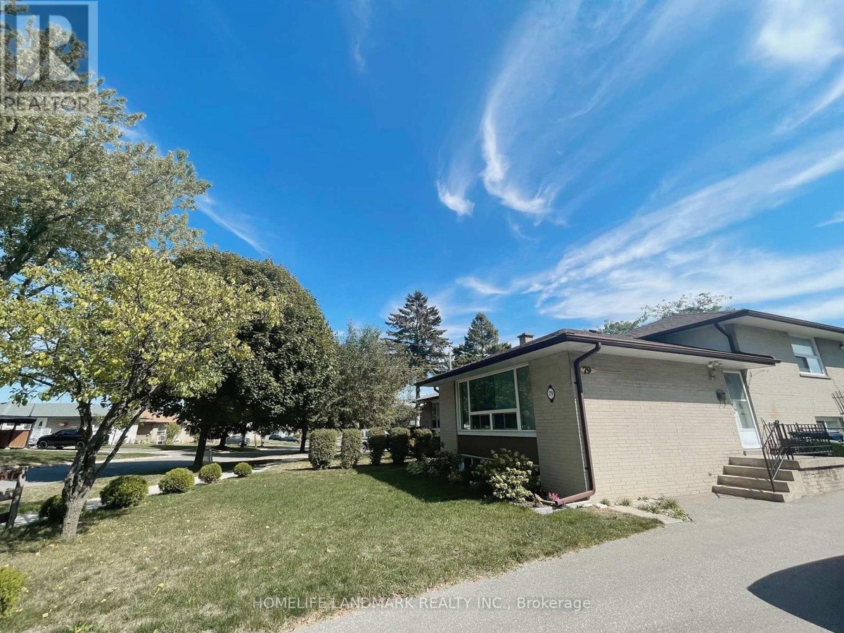 79 MILFORD HAVEN DRIVE - Photo 2