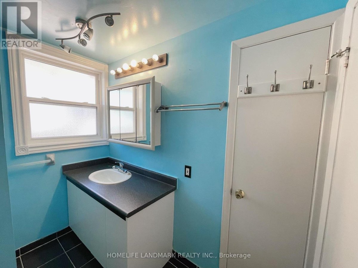 79 MILFORD HAVEN DRIVE - Photo 12