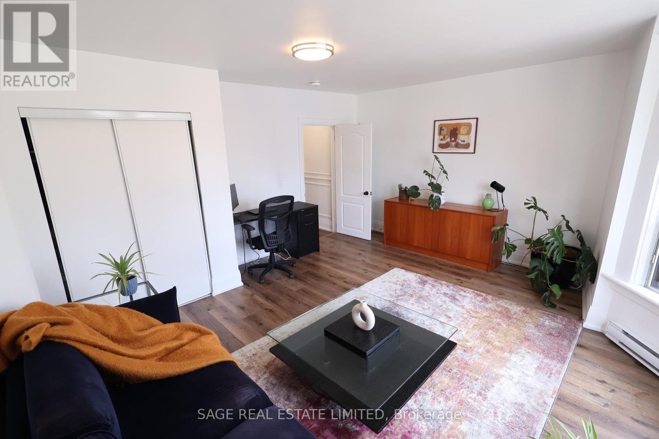 1639 DUPONT STREET - Photo 3