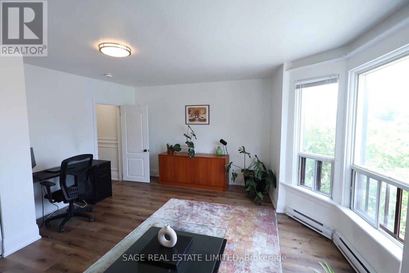 1639 DUPONT STREET - Photo 4