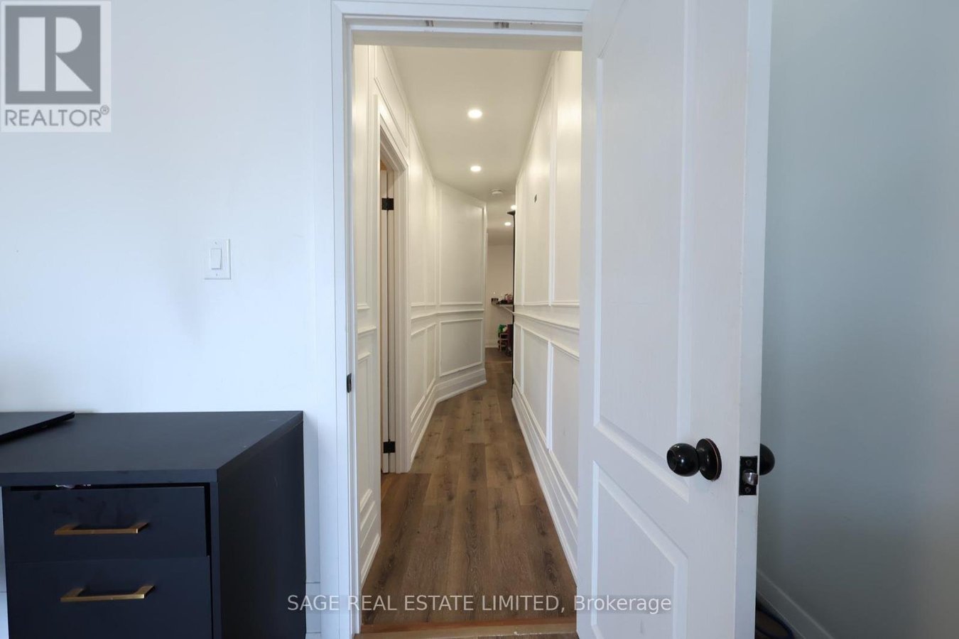 1639 DUPONT STREET - Photo 5