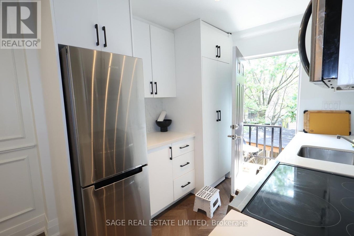 1639 DUPONT STREET - Photo 12