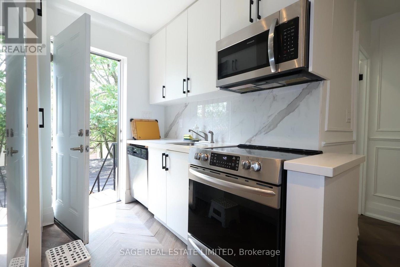 1639 DUPONT STREET - Photo 13