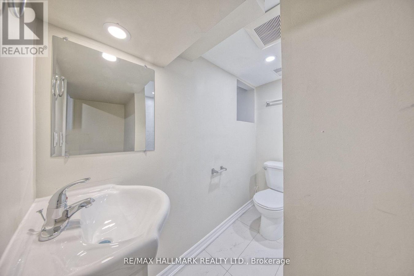 BSMT - 46 SPRINGHURST AVENUE - Photo 6