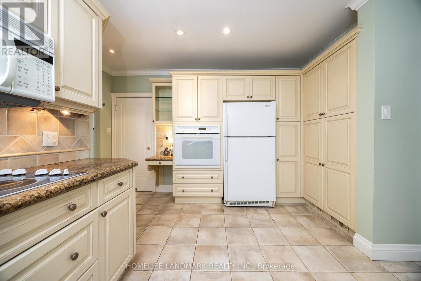 241 FOREST HILL ROAD - Photo 10