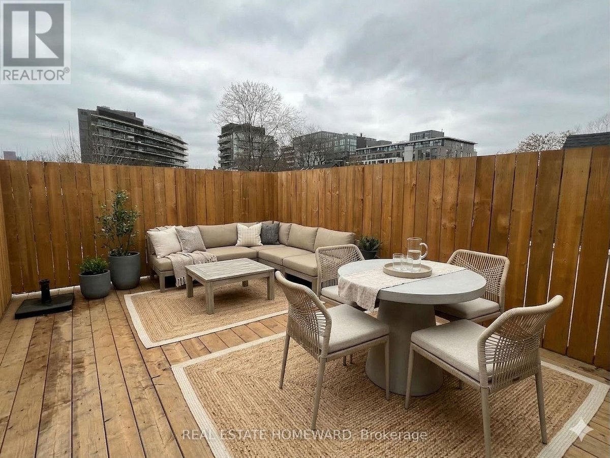 UPPER - 220 PAPE AVENUE - Photo 6