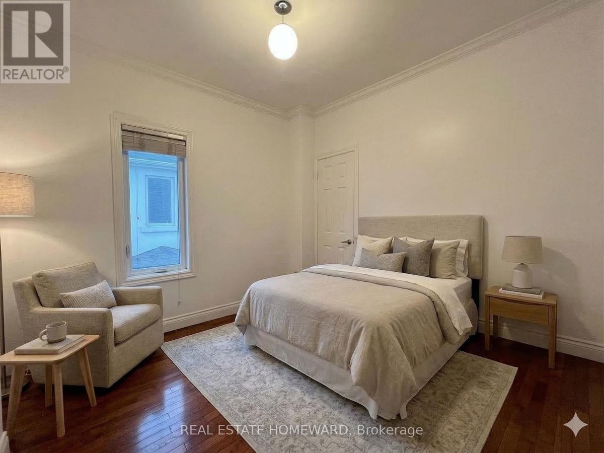 UPPER - 220 PAPE AVENUE - Photo 11