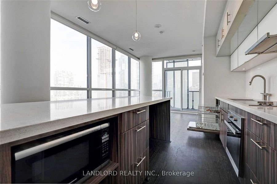 8 Mercer Street - Photo 2