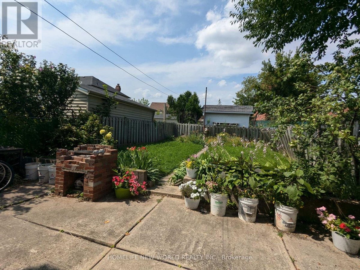1 - 2 THORNTON AVENUE - Photo 13