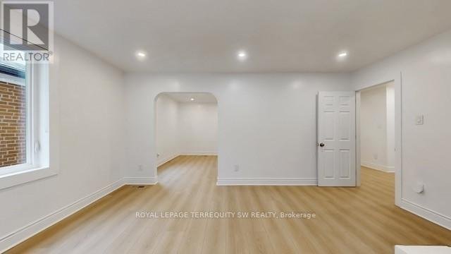 MAIN - 19 HAWTHORNE ROAD - Photo 7