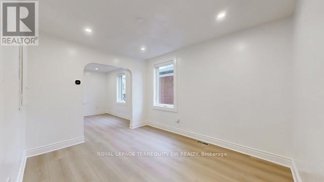 MAIN - 19 HAWTHORNE ROAD - Photo 8