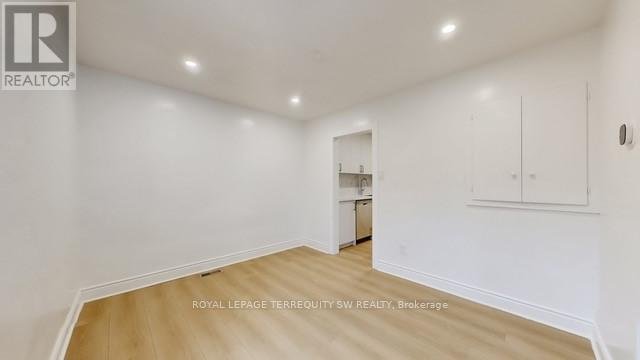 MAIN - 19 HAWTHORNE ROAD - Photo 13