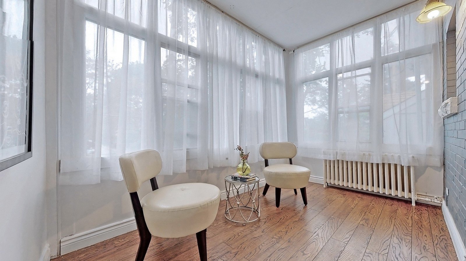 233 Borden Street - Photo 3