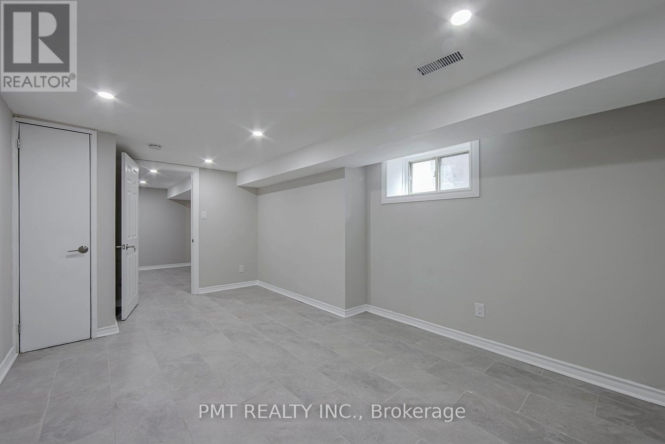 MAIN - 25 SANDFORD AVENUE - Photo 20