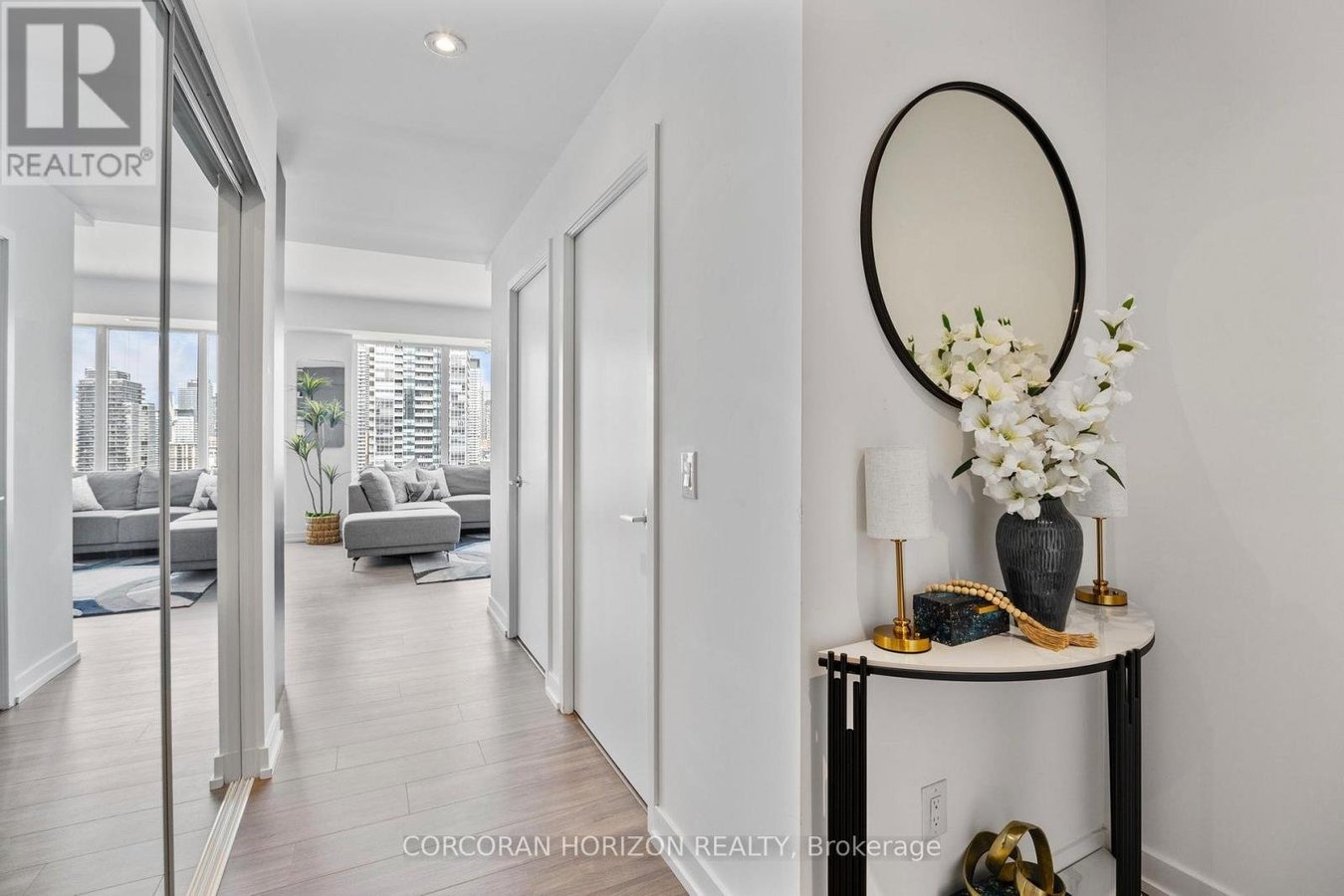 PH1 (FURNISHED) - 20 EDWARD STREET - Photo 8
