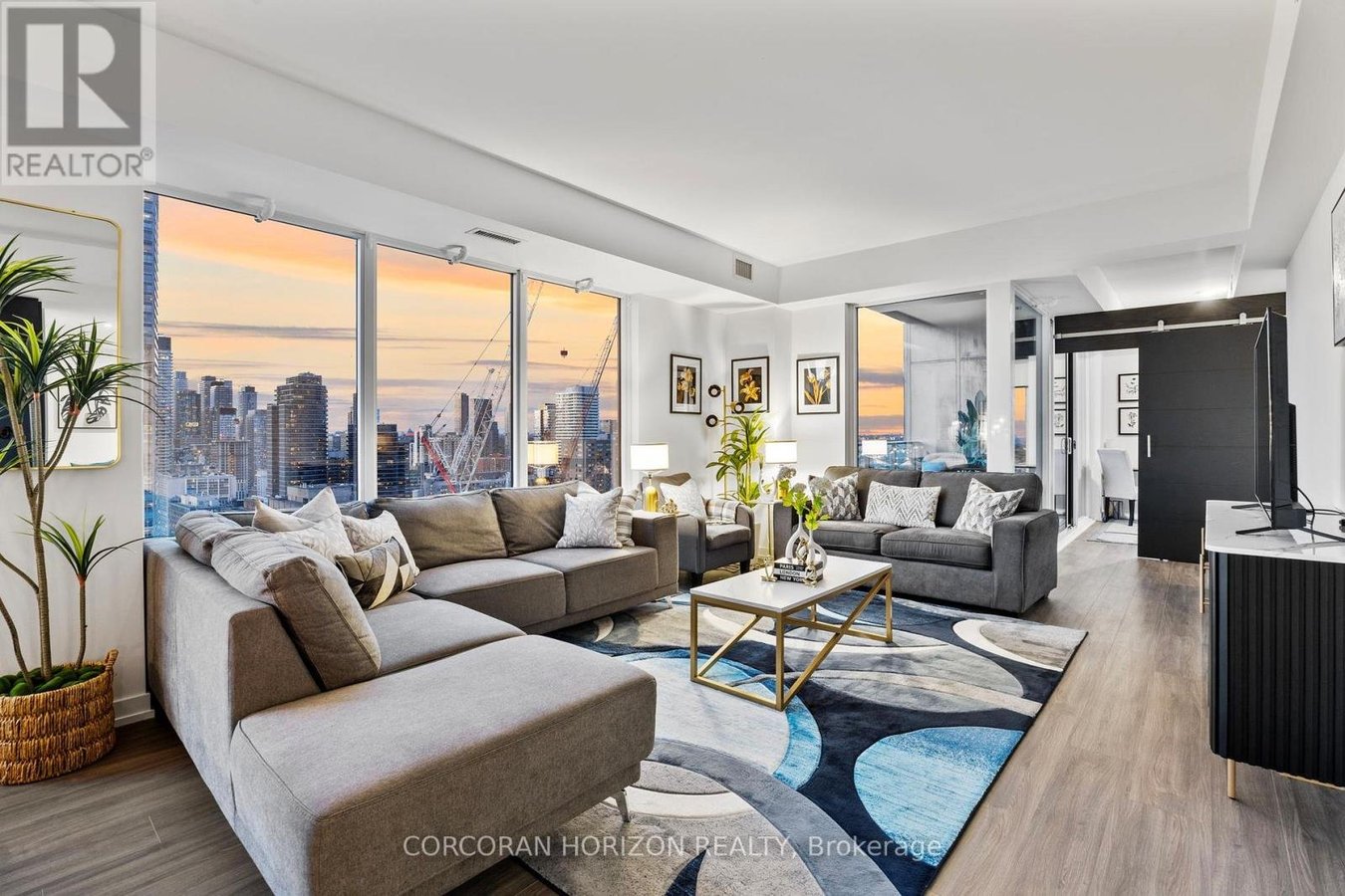 PH1 (FURNISHED) - 20 EDWARD STREET - Photo 11