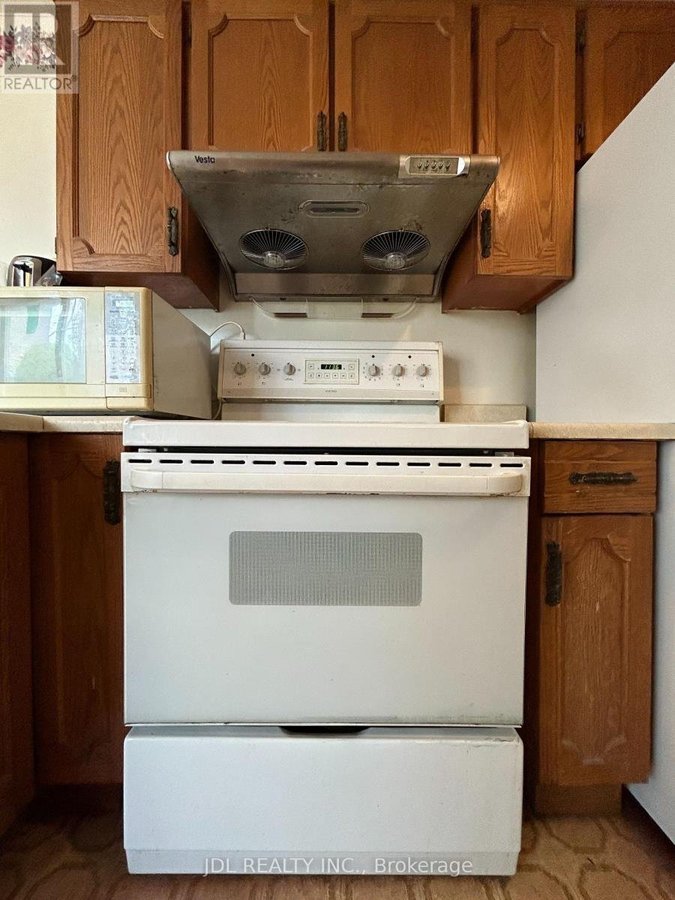 UNIT AA - 135 ESTELLE AVE AVENUE - Photo 5