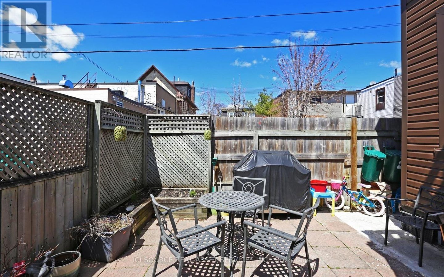 1 - 224 JONES AVENUE - Photo 11