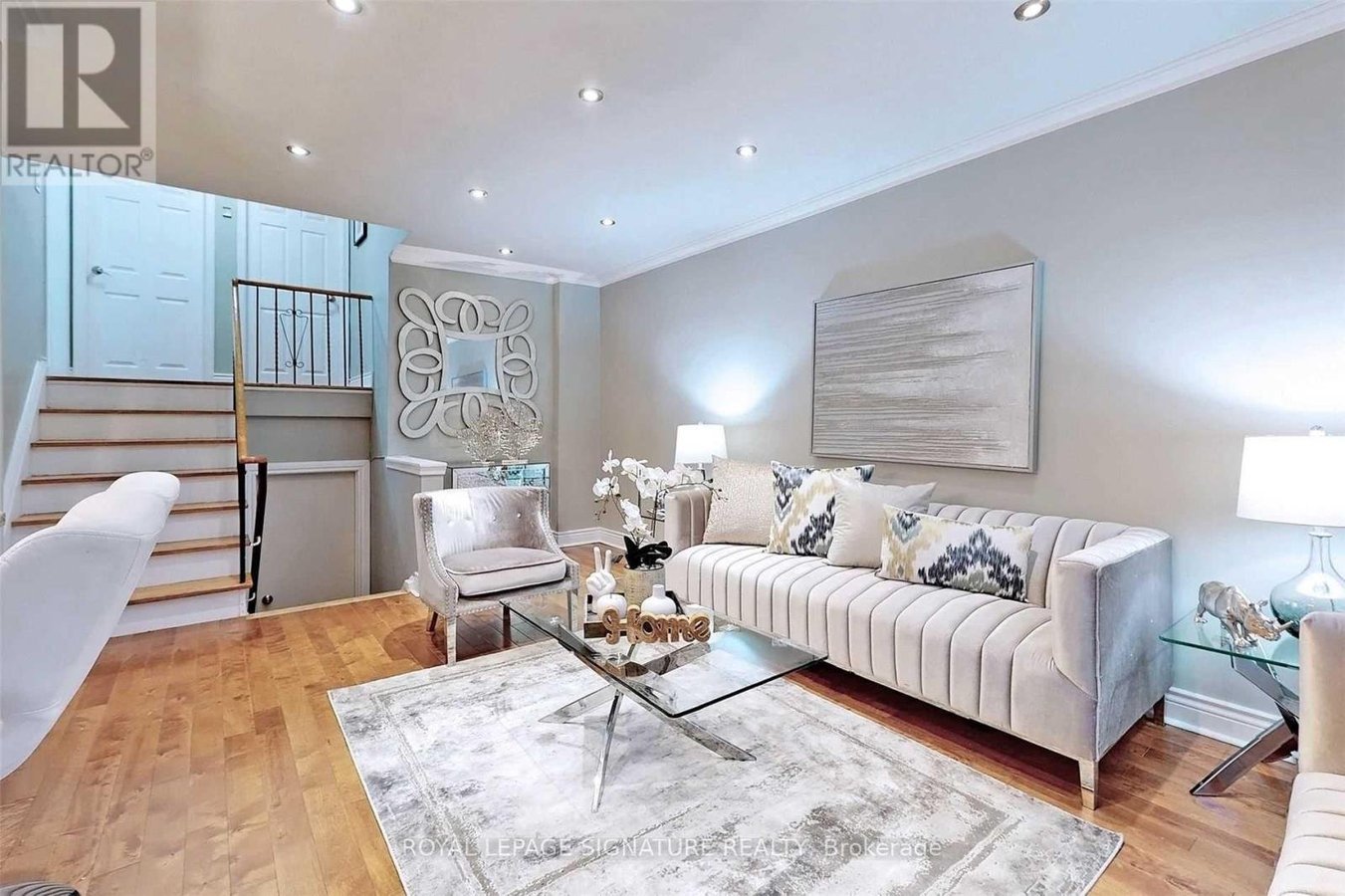 UPPER - 65 HOLCOLM ROAD - Photo 4