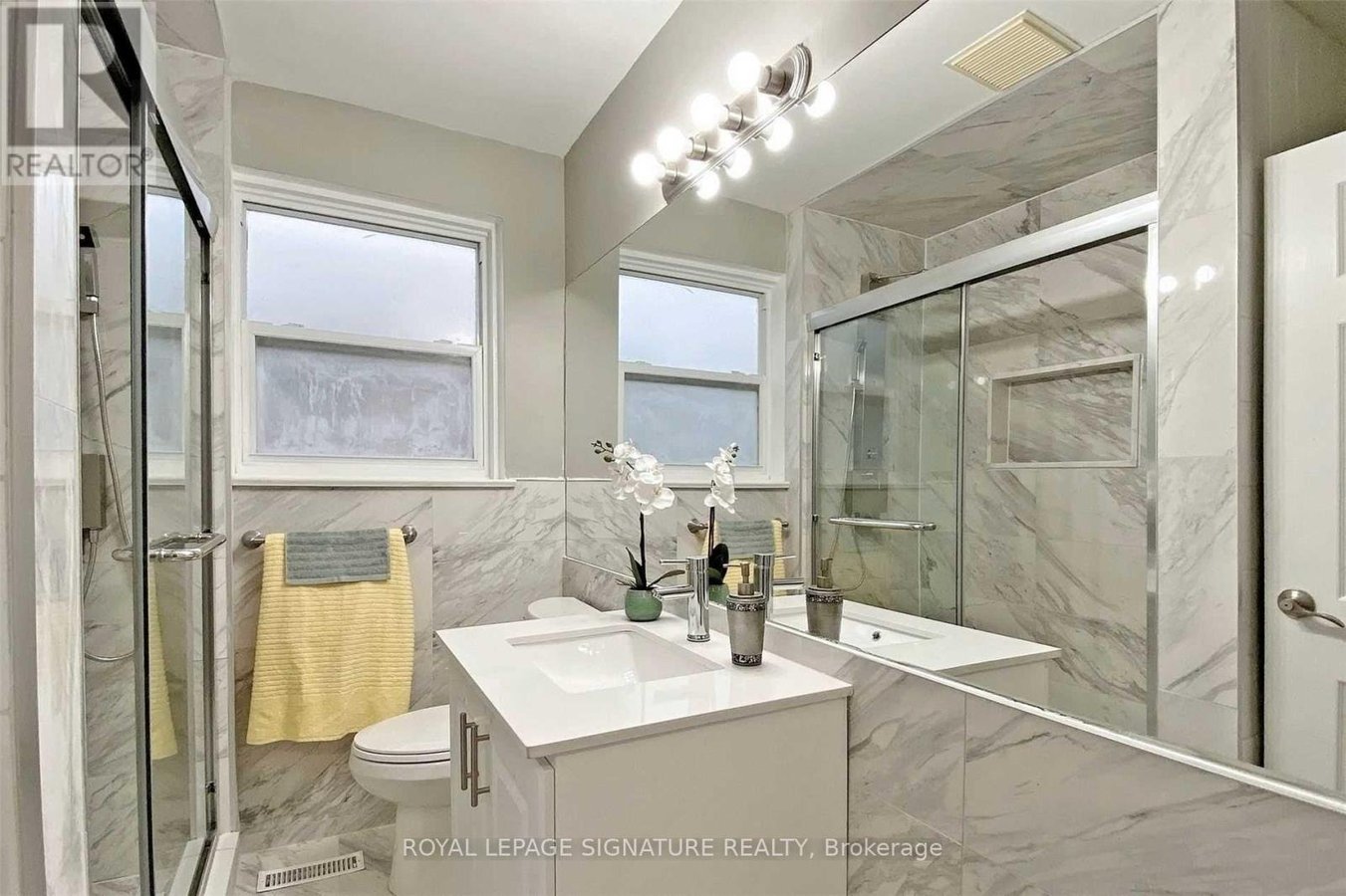UPPER - 65 HOLCOLM ROAD - Photo 11