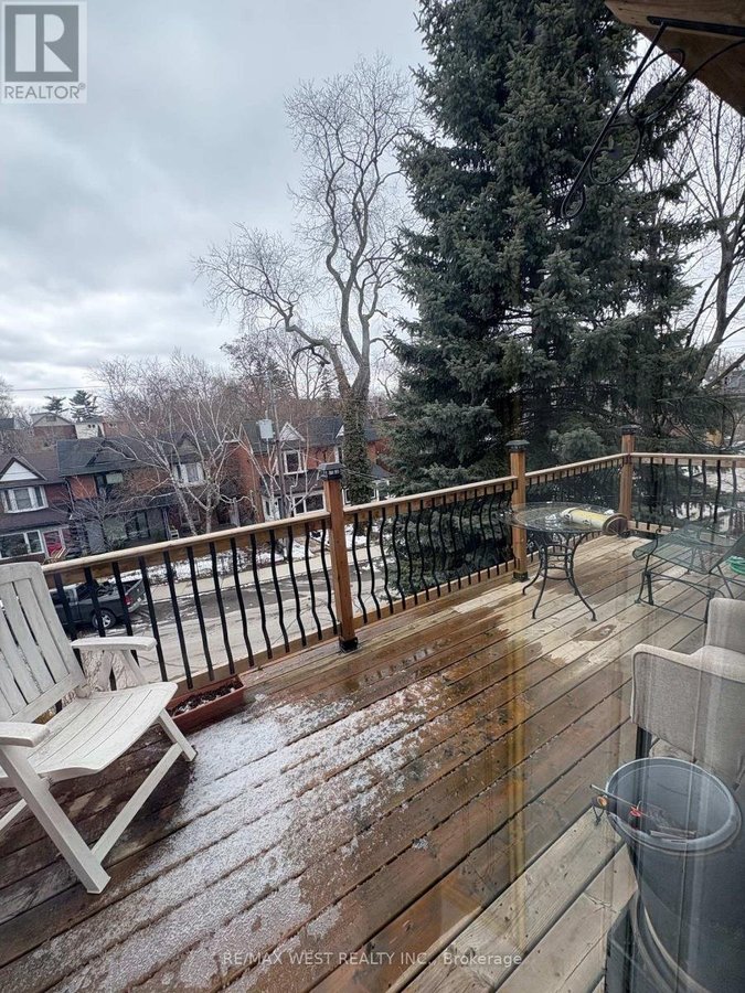 1 - 87 MEDLAND CRESCENT - Photo 2