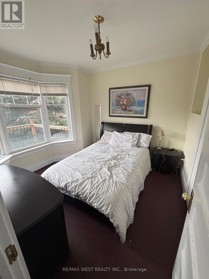1 - 87 MEDLAND CRESCENT - Photo 4