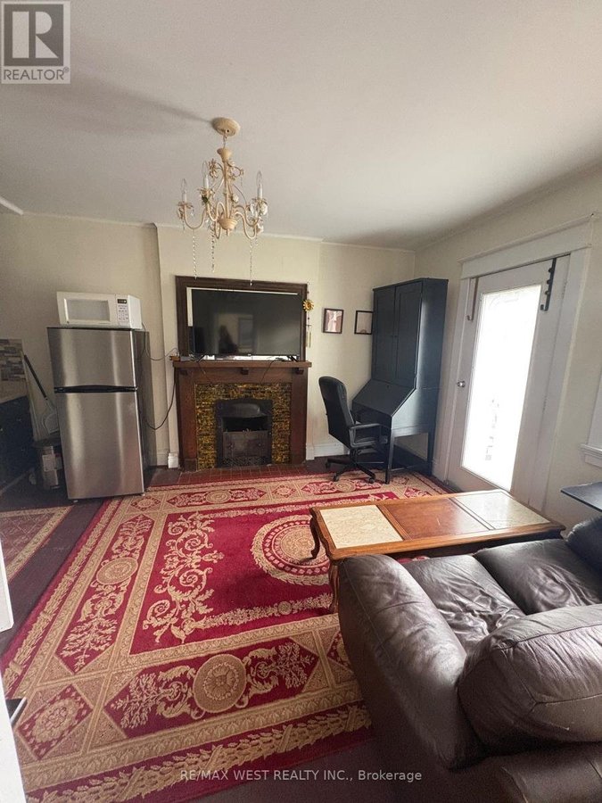 1 - 87 MEDLAND CRESCENT - Photo 6