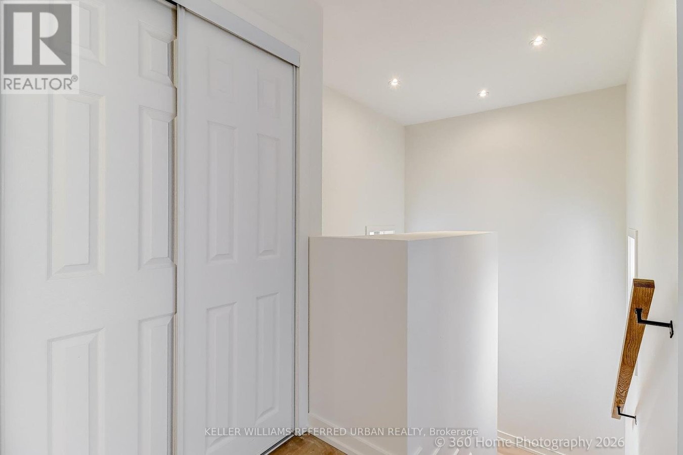 2 - 84 FOCH AVENUE - Photo 9