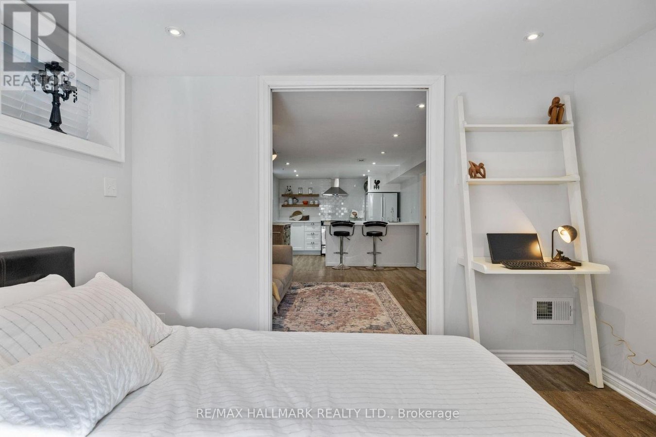 2 - 19 GUILD HALL DRIVE - Photo 17