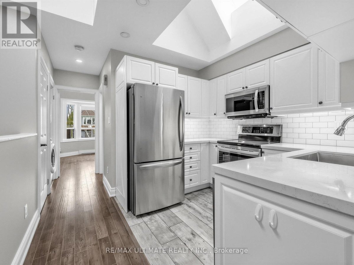 2 UPPER LEVEL - 213 LANGLEY AVENUE - Photo 7
