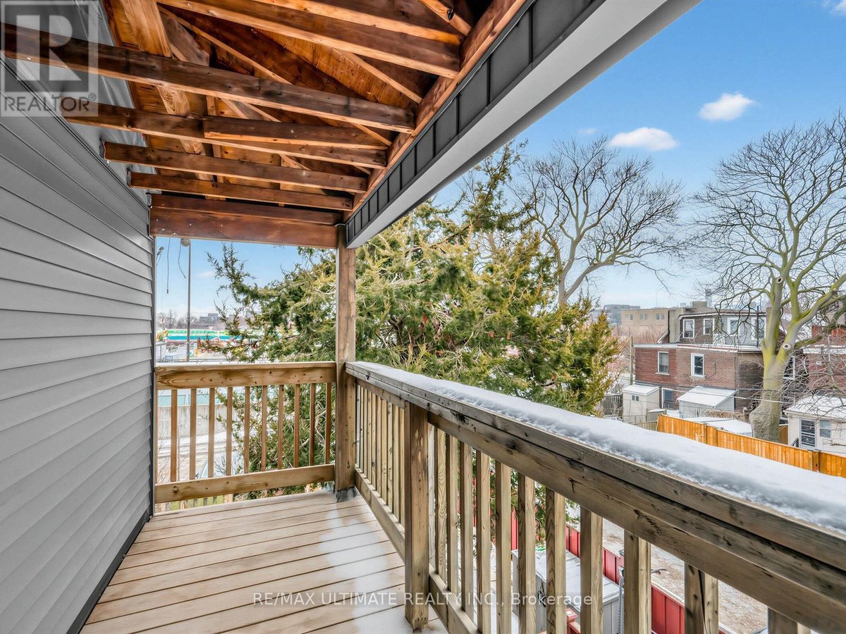 2 UPPER LEVEL - 213 LANGLEY AVENUE - Photo 12