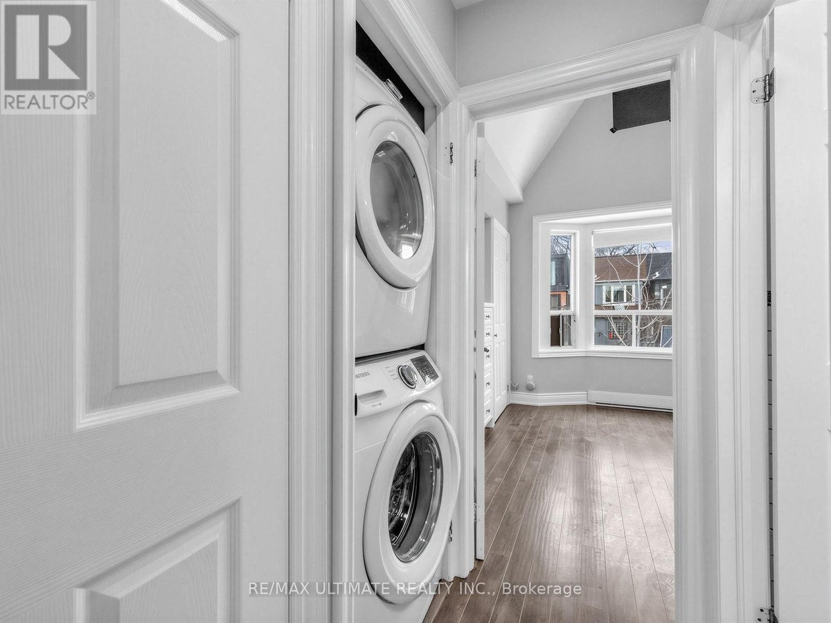 2 UPPER LEVEL - 213 LANGLEY AVENUE - Photo 14