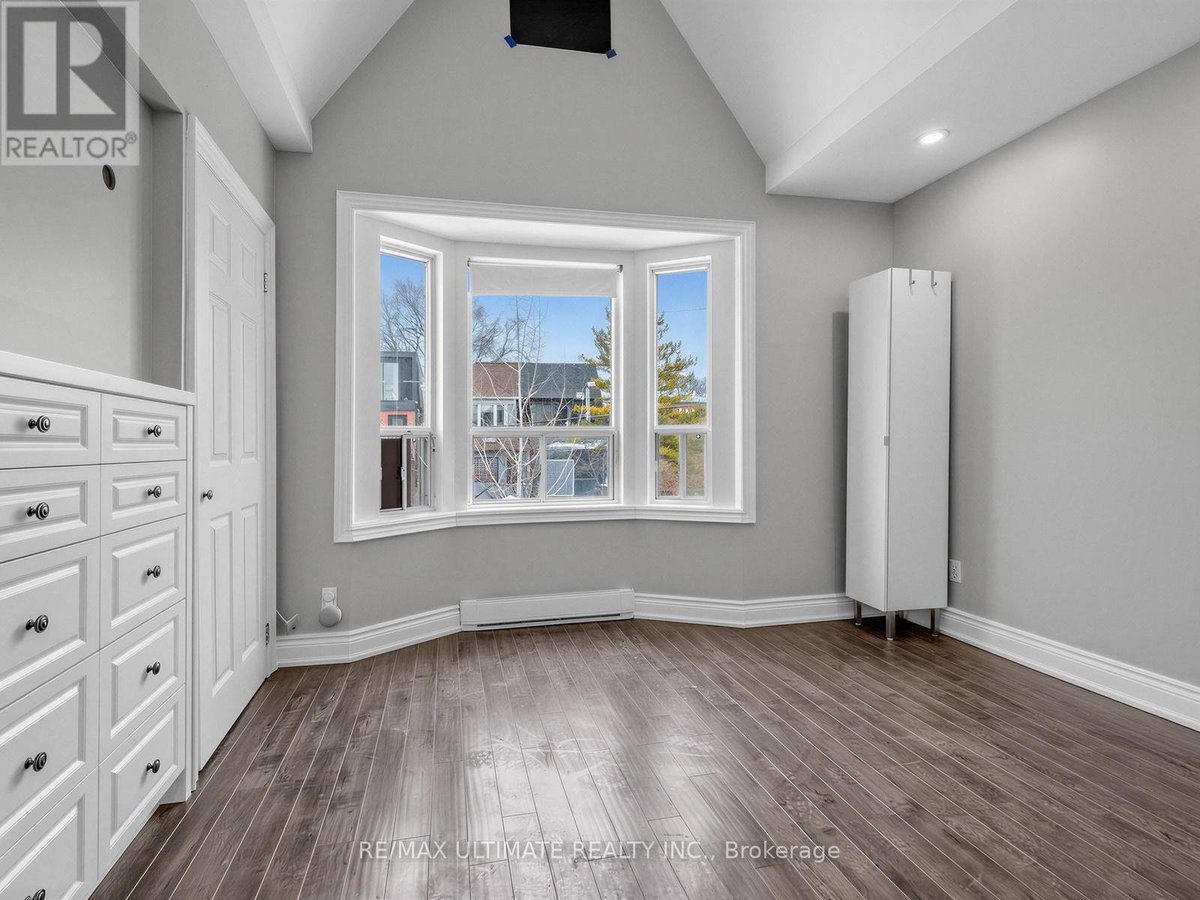 2 UPPER LEVEL - 213 LANGLEY AVENUE - Photo 16