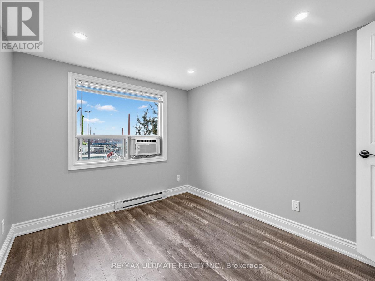 2 UPPER LEVEL - 213 LANGLEY AVENUE - Photo 20
