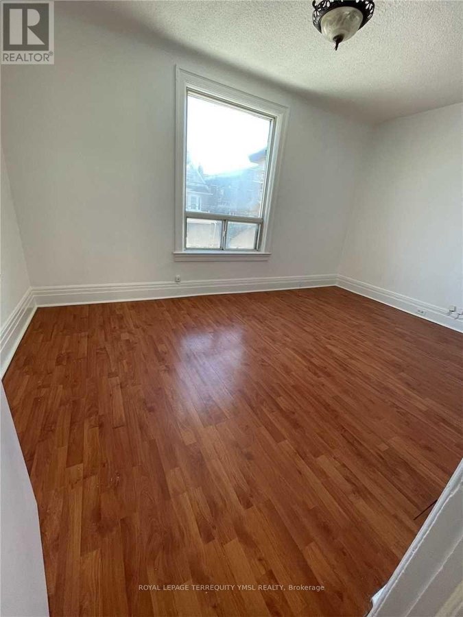 2 - 1228 DUFFERIN STREET - Photo 2