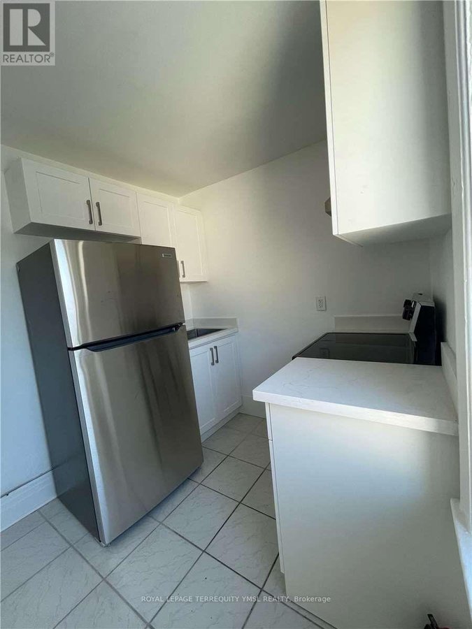 2 - 1228 DUFFERIN STREET - Photo 5