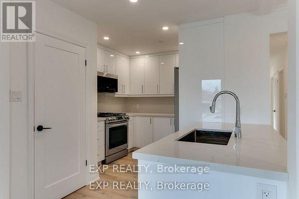 MAIN - 16 STEPHENFRANK ROAD - Photo 15