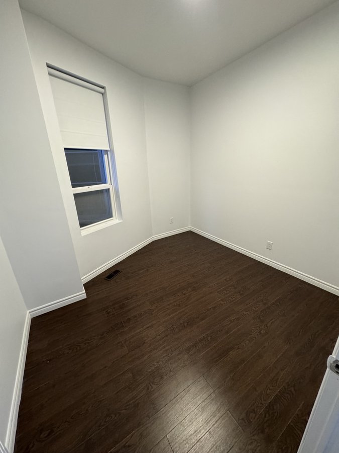 18 Nassau Street - Photo 7
