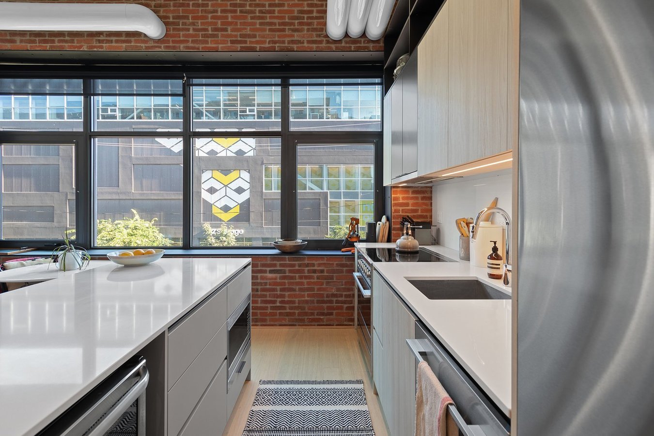 150 Logan Avenue - Photo 6
