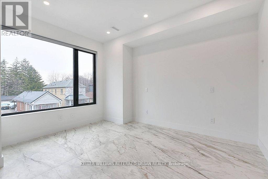 613 HARVIE AVENUE - Photo 17
