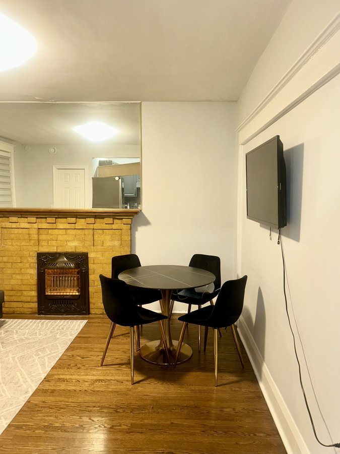 409 Danforth Avenue - Photo 4
