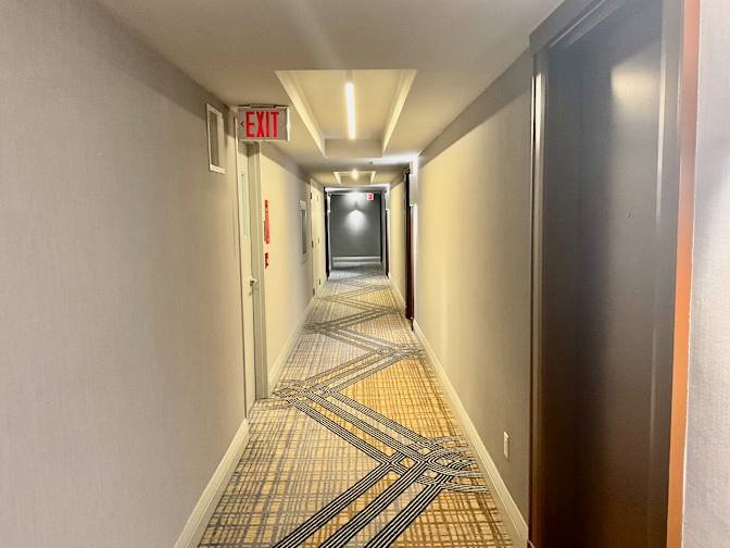 Downtown - Photo 19