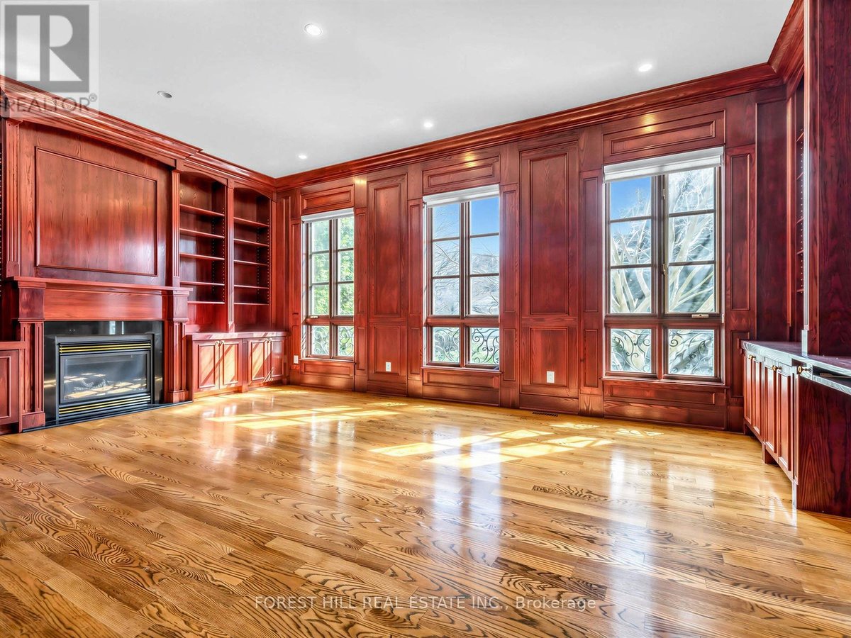 8 COLVESTONE ROAD - Photo 10