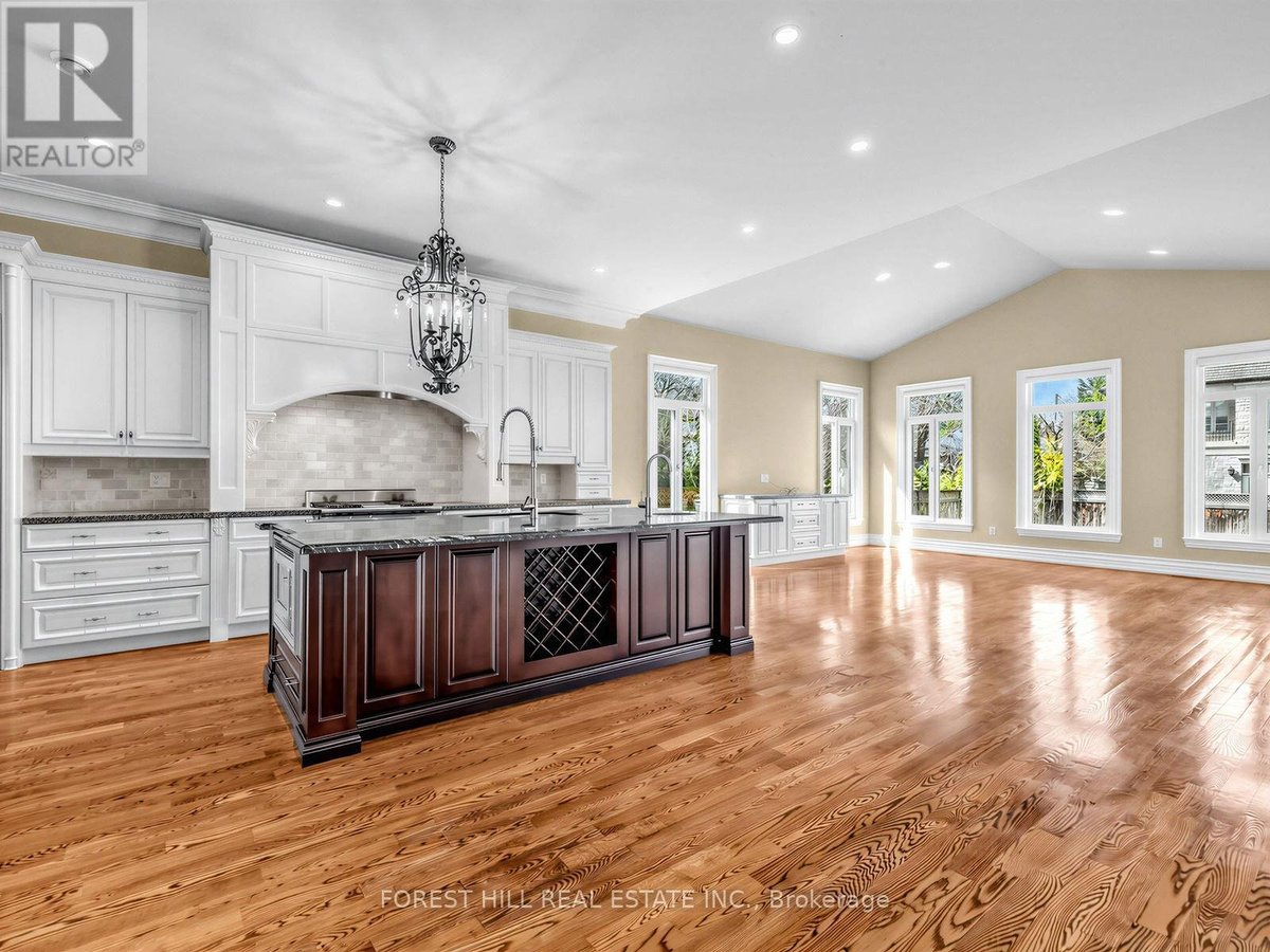 8 COLVESTONE ROAD - Photo 11