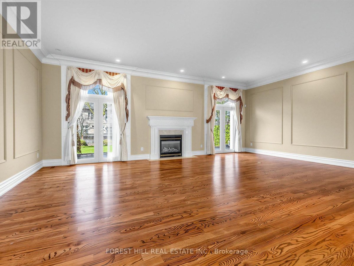 8 COLVESTONE ROAD - Photo 13