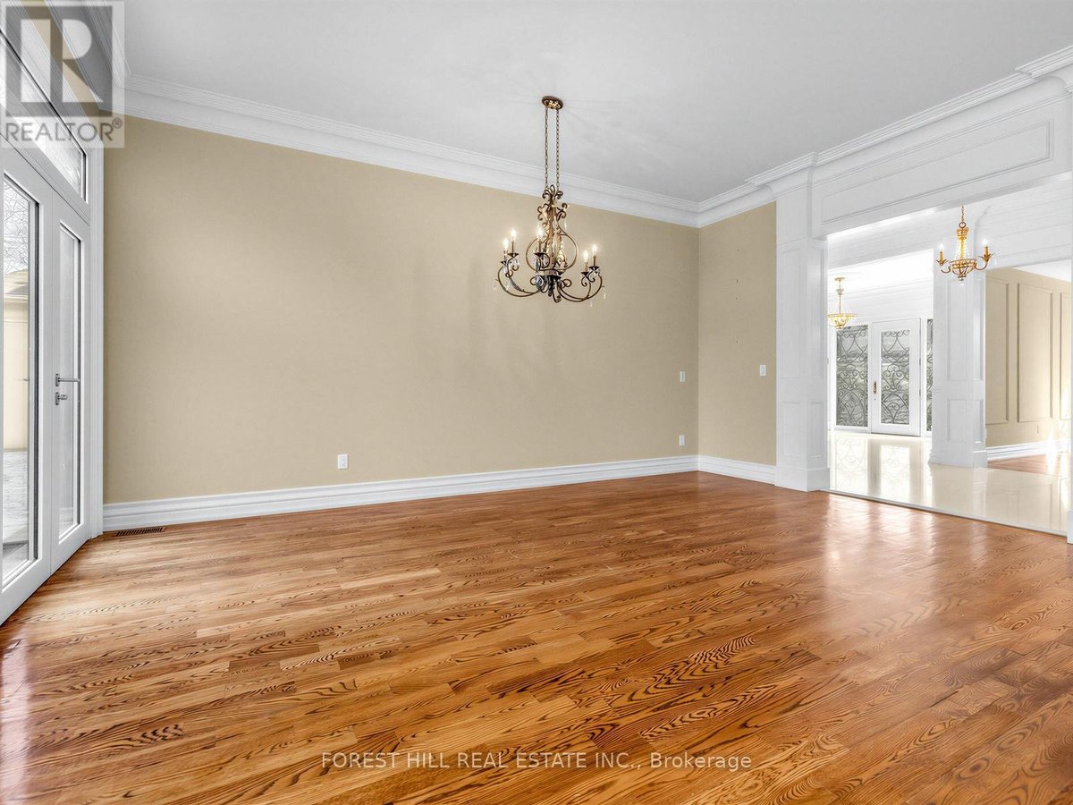 8 COLVESTONE ROAD - Photo 14