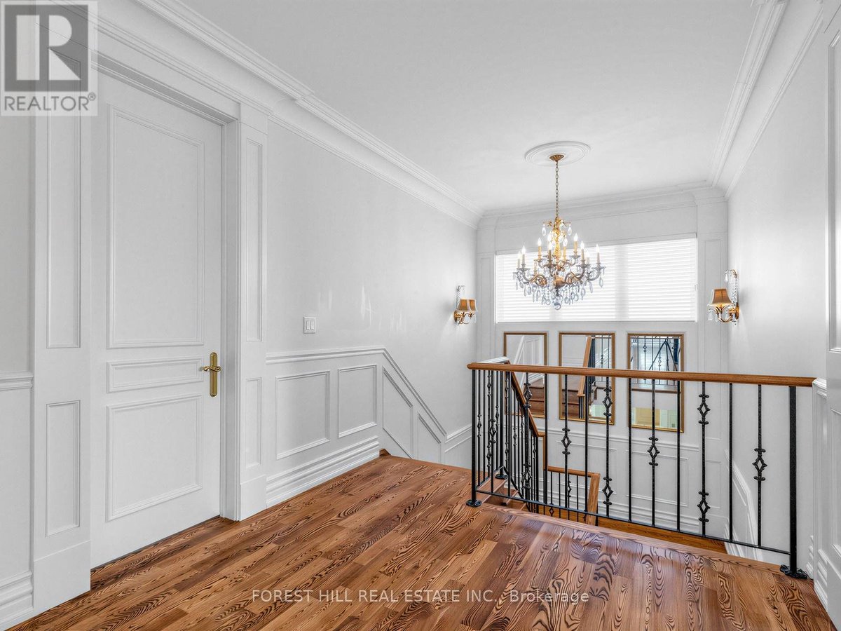 8 COLVESTONE ROAD - Photo 26