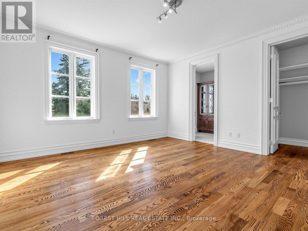 8 COLVESTONE ROAD - Photo 27