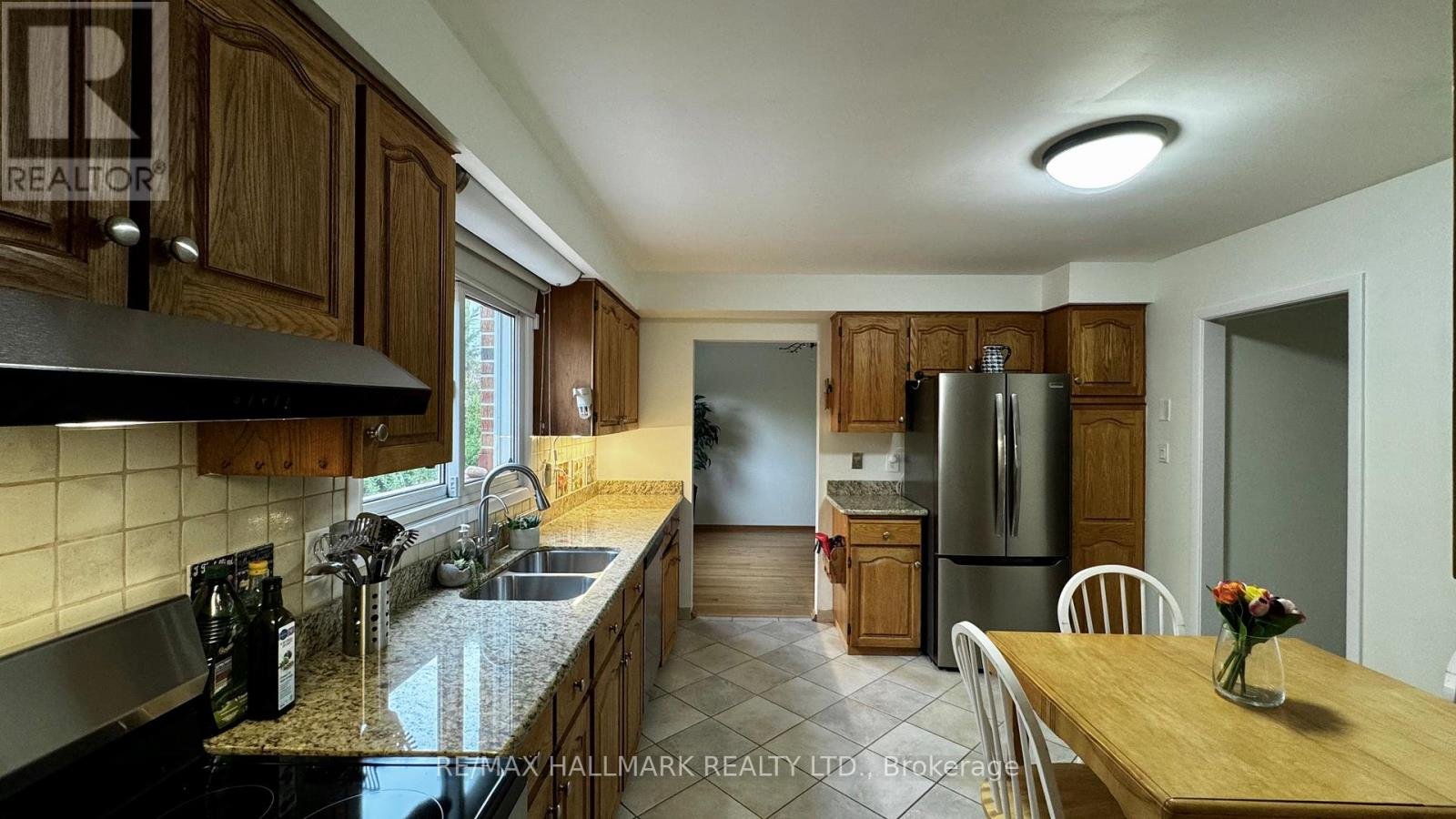 34 HARRINGAY CRESCENT - Photo 12